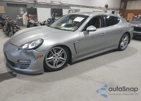 2010 Porsche Panamera 4S z USA, uszkodzony, nr VIN WP0AB2A74AL062832